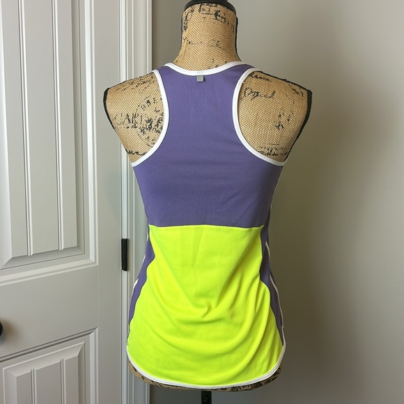 Nike Dri-fit tank size small - Picture 3 of 5